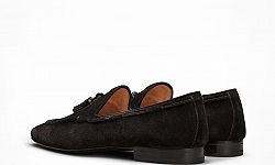 Tassel schwarz nach Maß