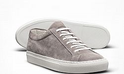 Medium grey light suede sneakers